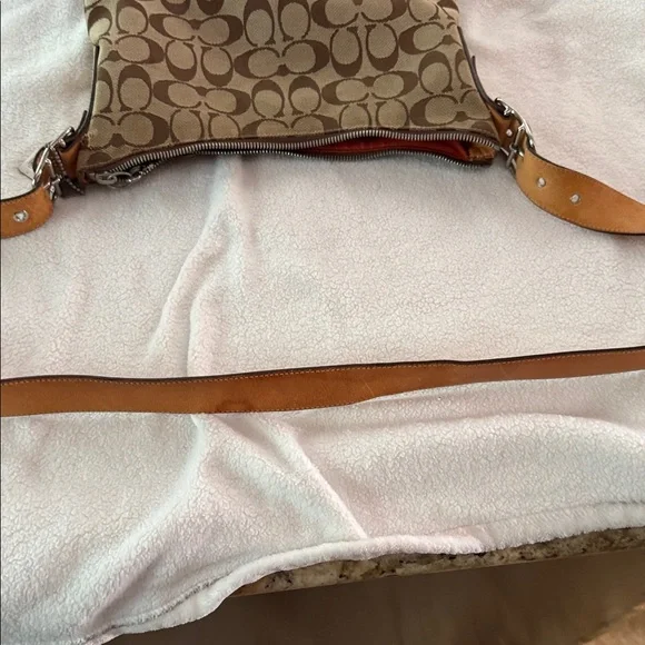 Coach Signature Brown and Tan Shoulder Bag - Picture 5 of 7